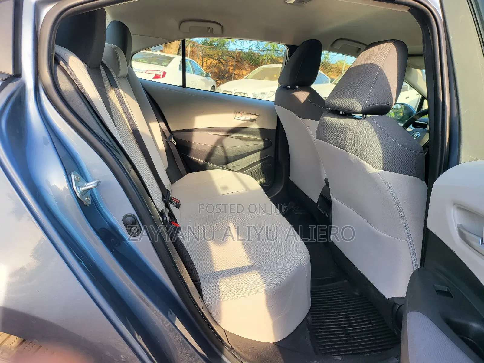 Toyota Corolla LE 2021 Gray