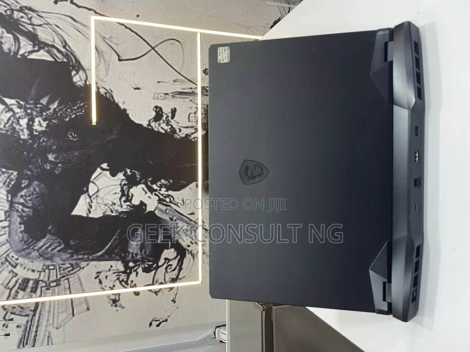 Laptop MSI GP66 LEOPARD 10UG 16GB Intel Core i7 SSD 1T