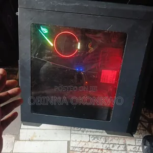 Desktop Computer Asus 32GB AMD Ryzen 7 HDD+SSD 256GB