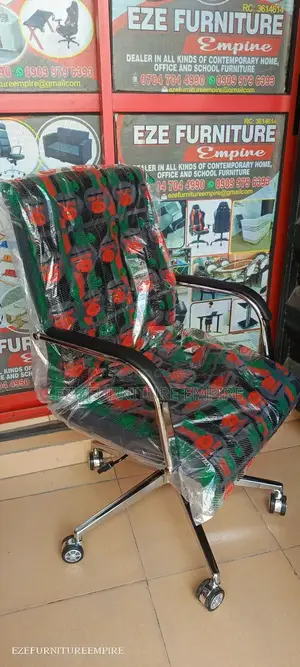 Emel 07swivel Chair