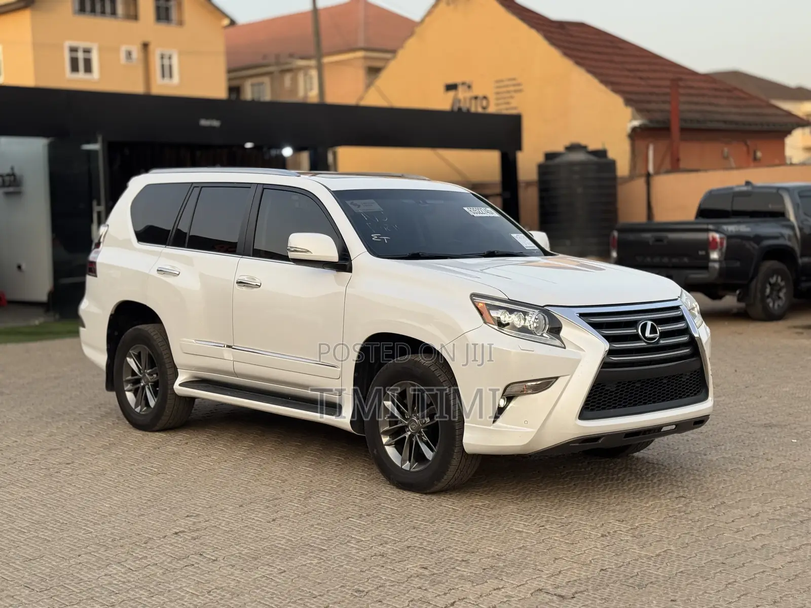 Lexus GX 460 Luxury 2016 White