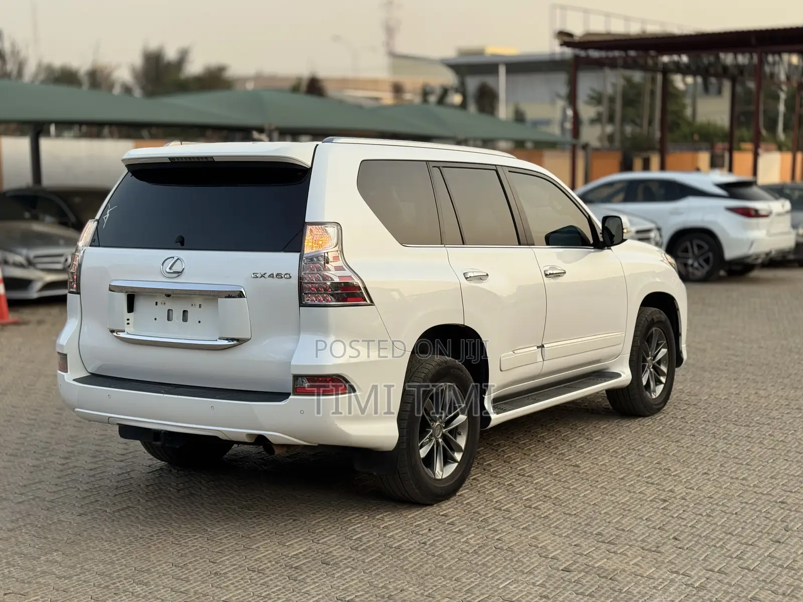 Lexus GX 460 Luxury 2016 White