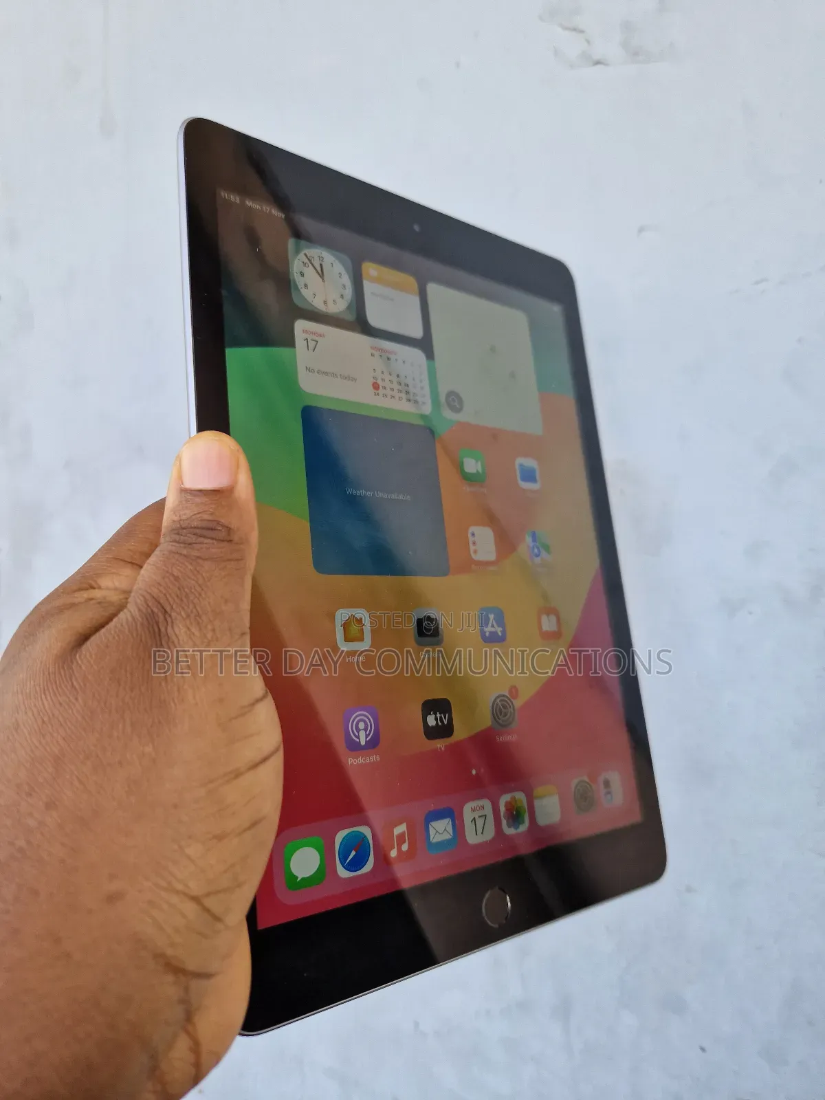 Apple iPad 9.7 32 GB Gray