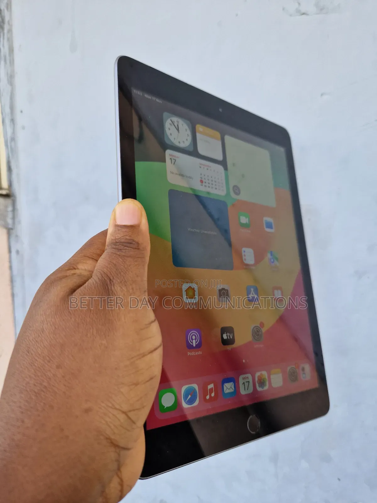 Apple iPad 9.7 32 GB Gray