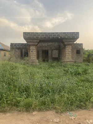 3bdrm Bungalow in Eleweran, Osun State for sale