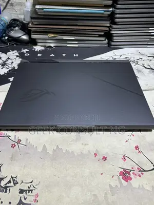Laptop Asus ROG Strix G16 G614 32GB AMD Ryzen 9 SSD 1T