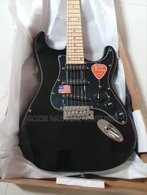 Squeir Fender Ander Stratocaster Electric Guitar