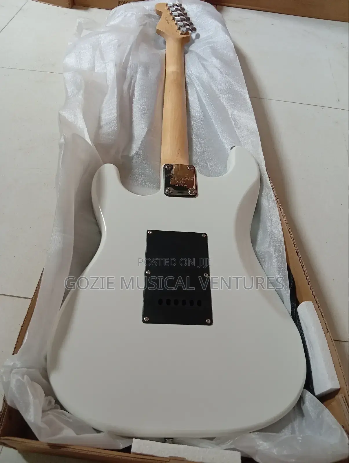 Fender Stratocaster Electric Guitar