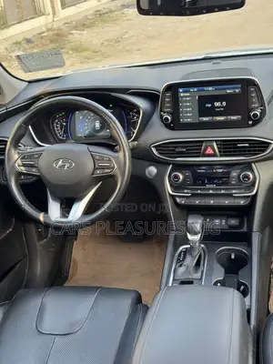 Hyundai Santa Fe 2019 Silver
