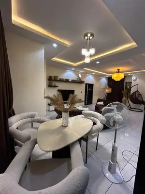 Luxury 3 Beds in Vi