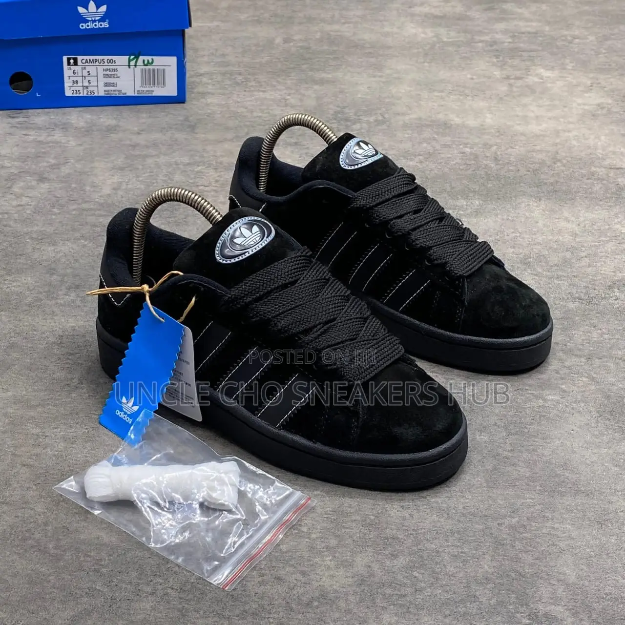 Adidas Campus 00s