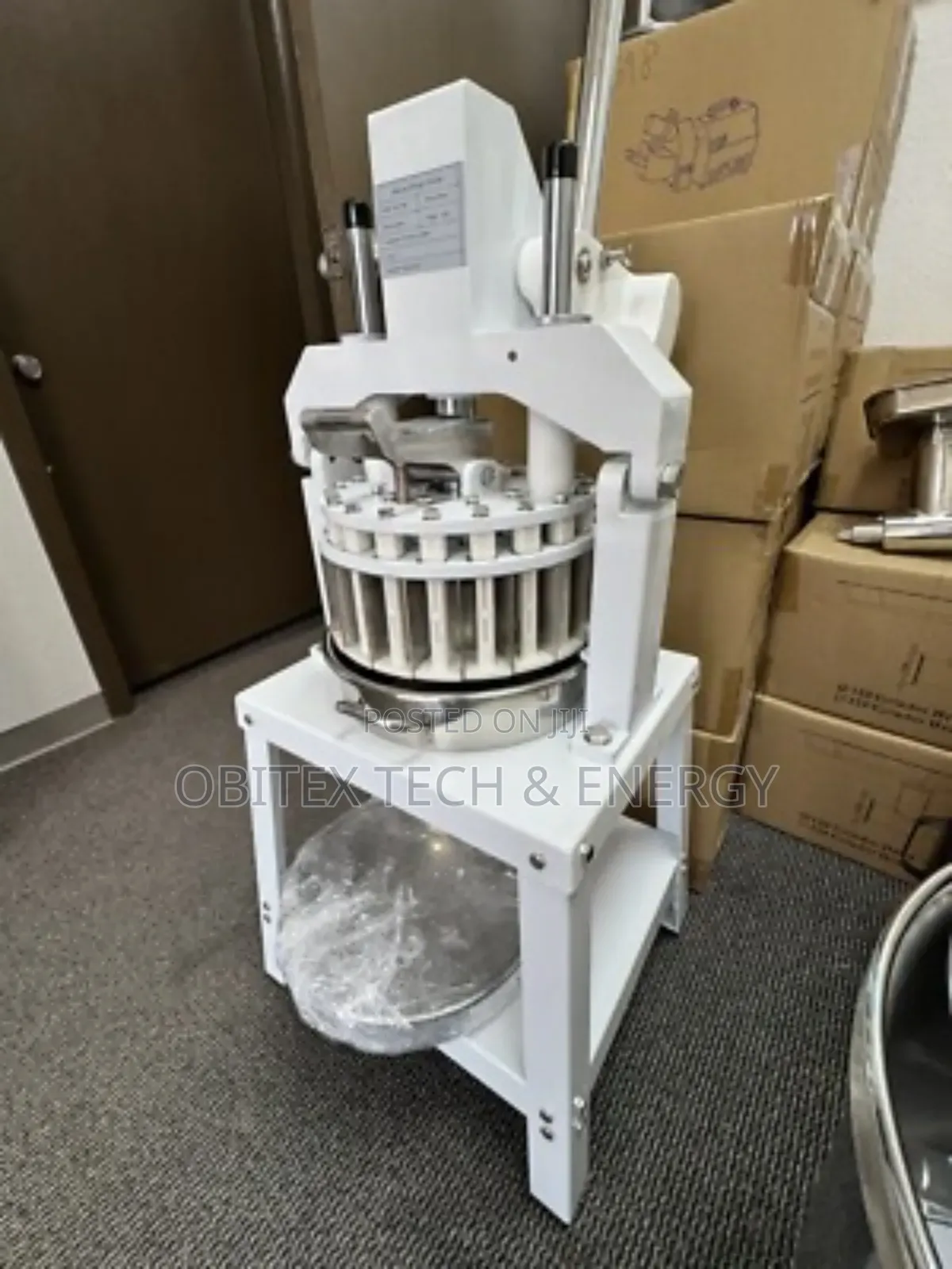 Commercial Manual Dough Divider Rounder Machine – 36 PCS