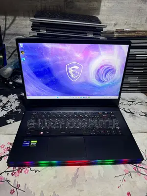 Laptop MSI GE66 Raider 16GB Intel Core I9 SSD 1T