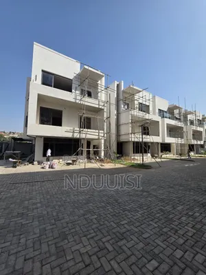 5bdrm Duplex in Guzape District for sale