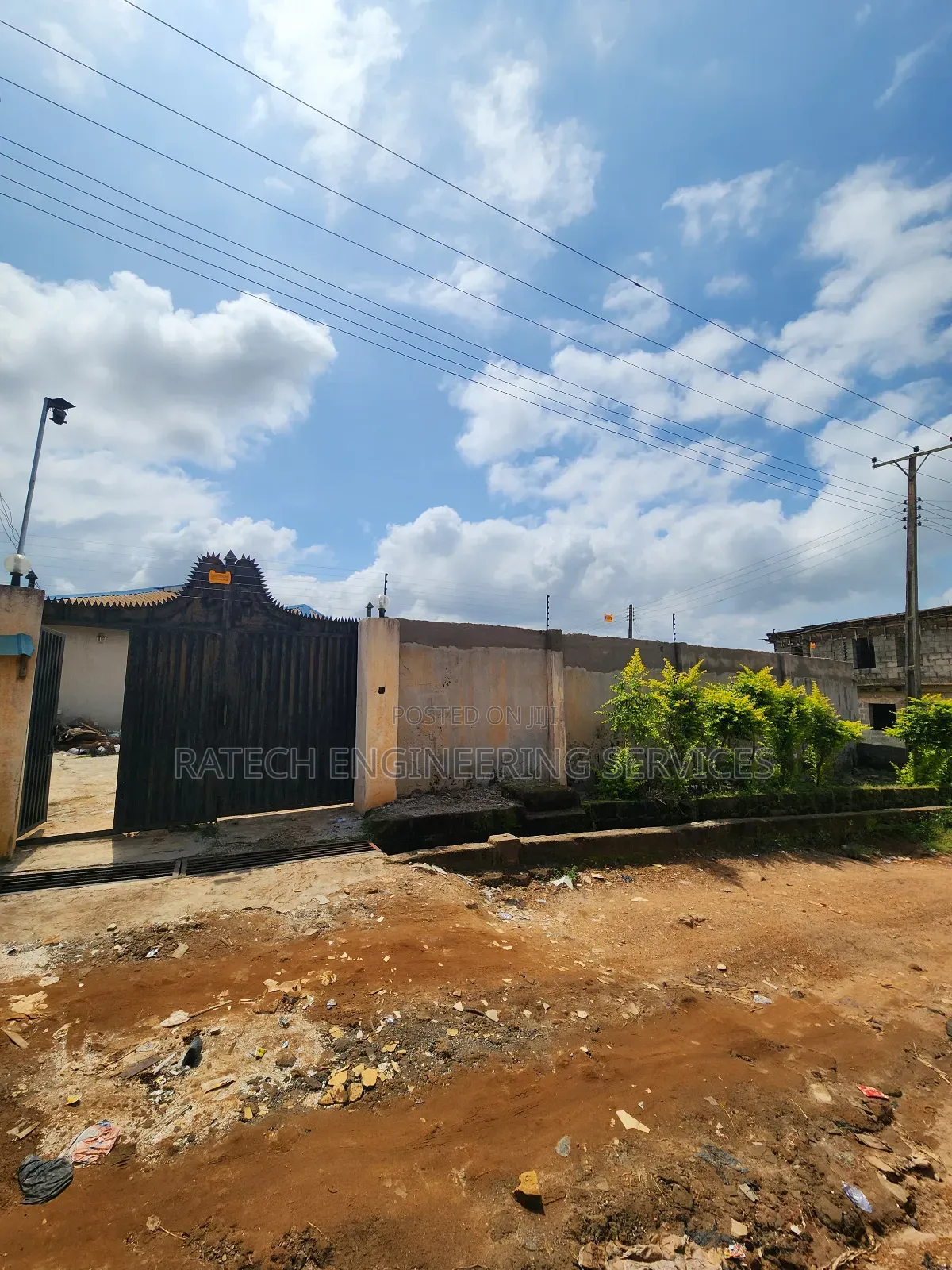 Electic Fence Installation With Solar Backup