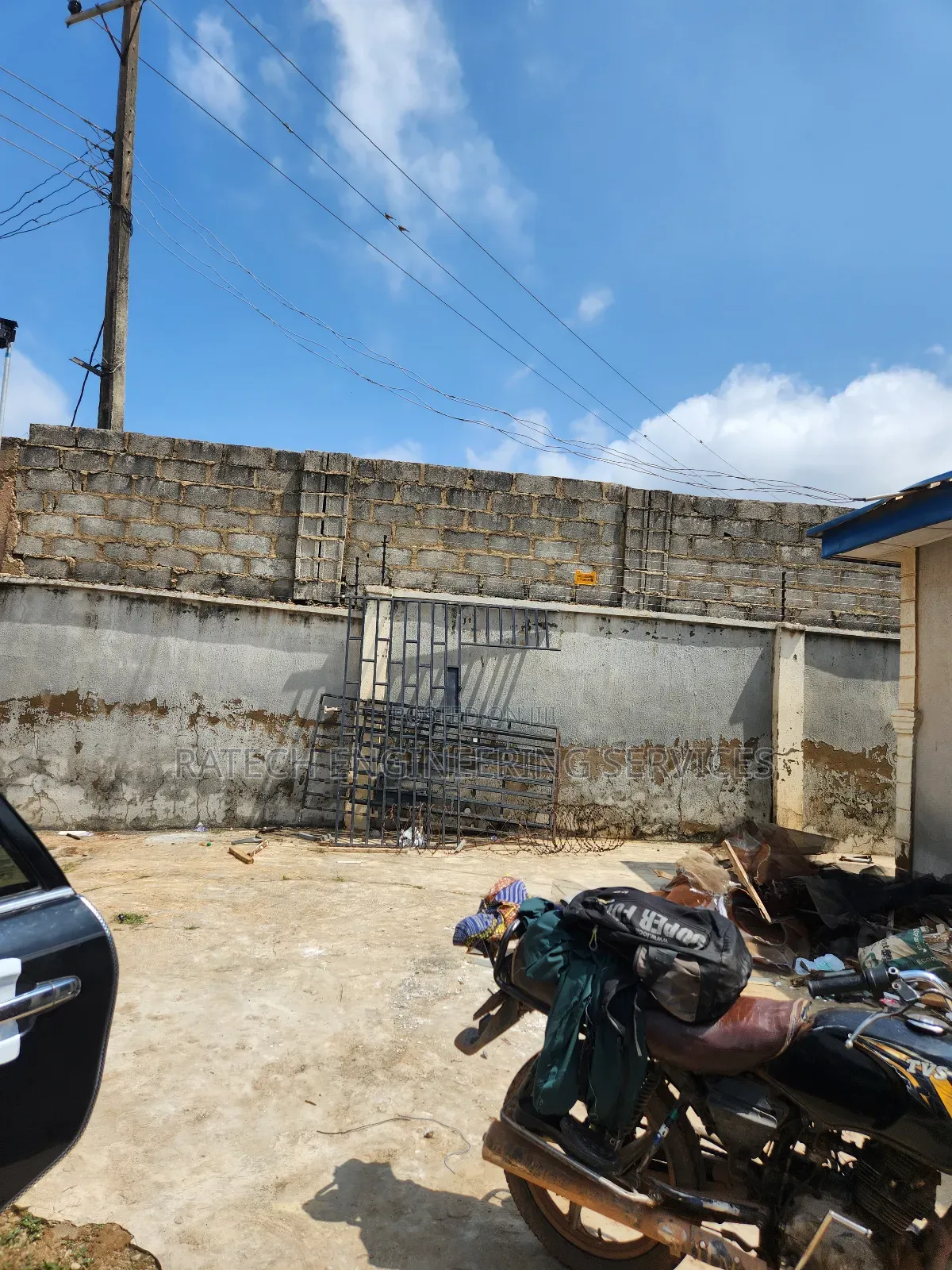 Electic Fence Installation With Solar Backup