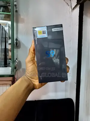 New Samsung Galaxy S9 64 GB Purple