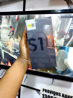 New Samsung Galaxy S10 128 GB Black