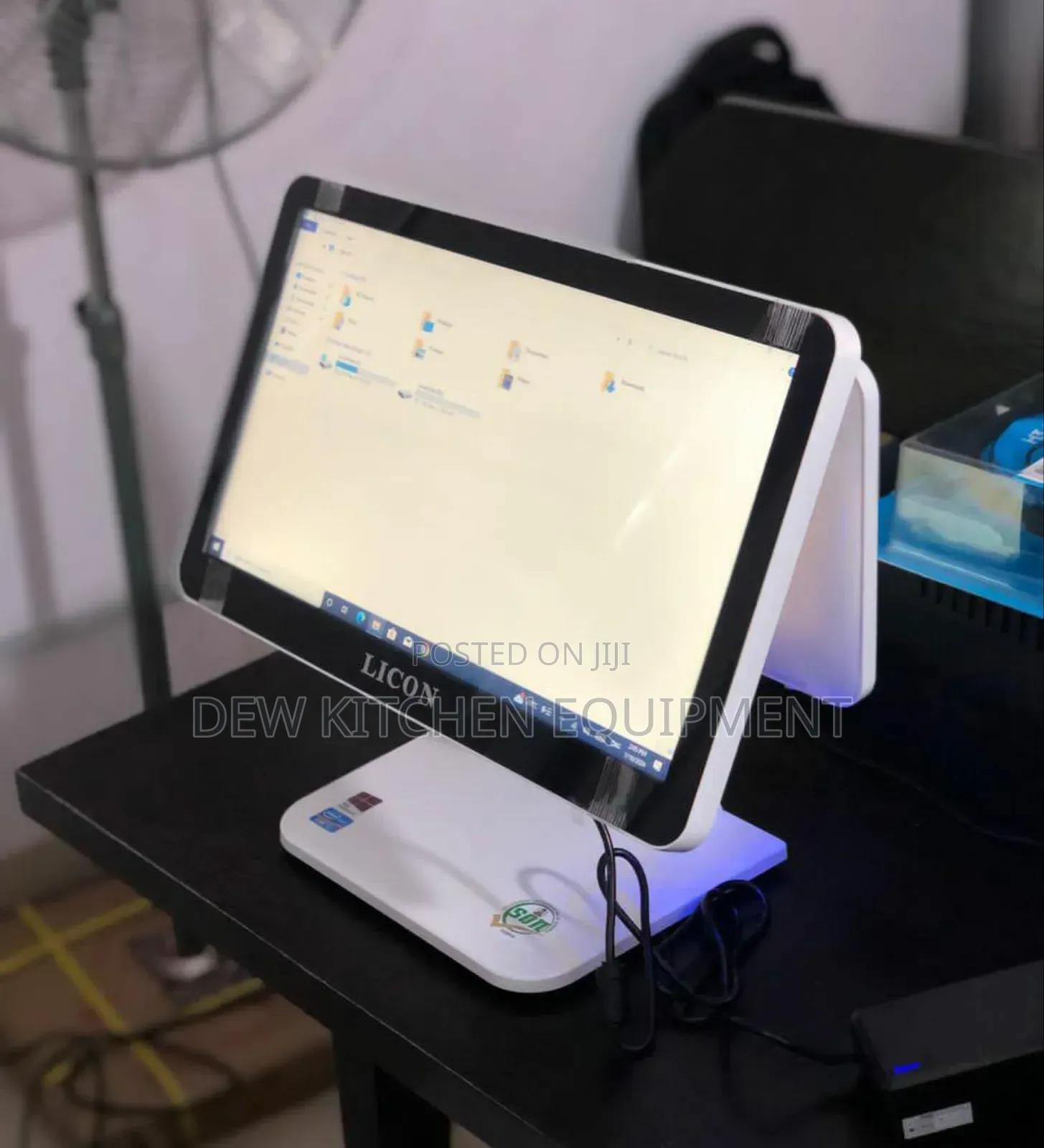 Double Screen 
Core I5