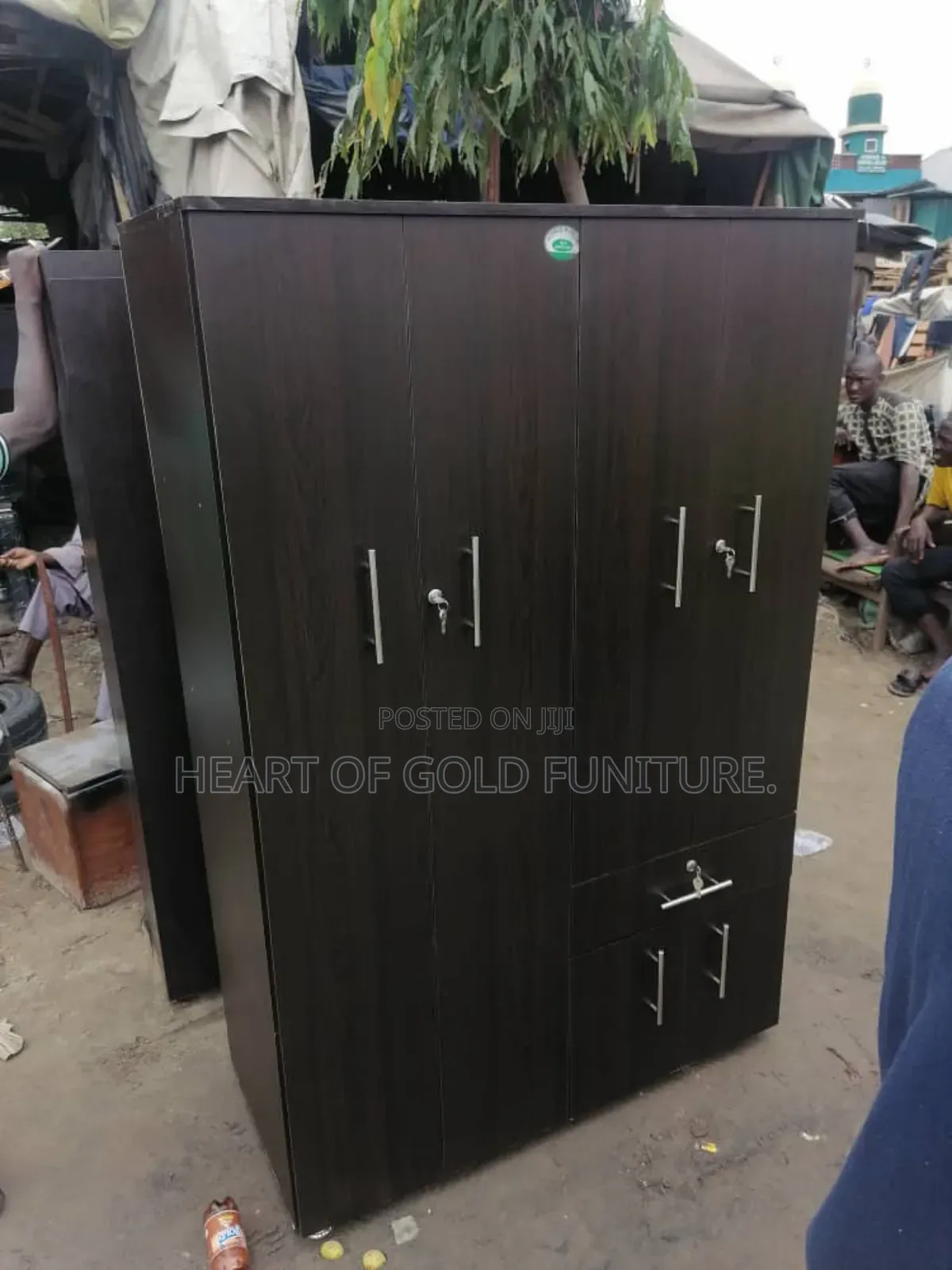 Originally and Satisfied Inches Wardrobe