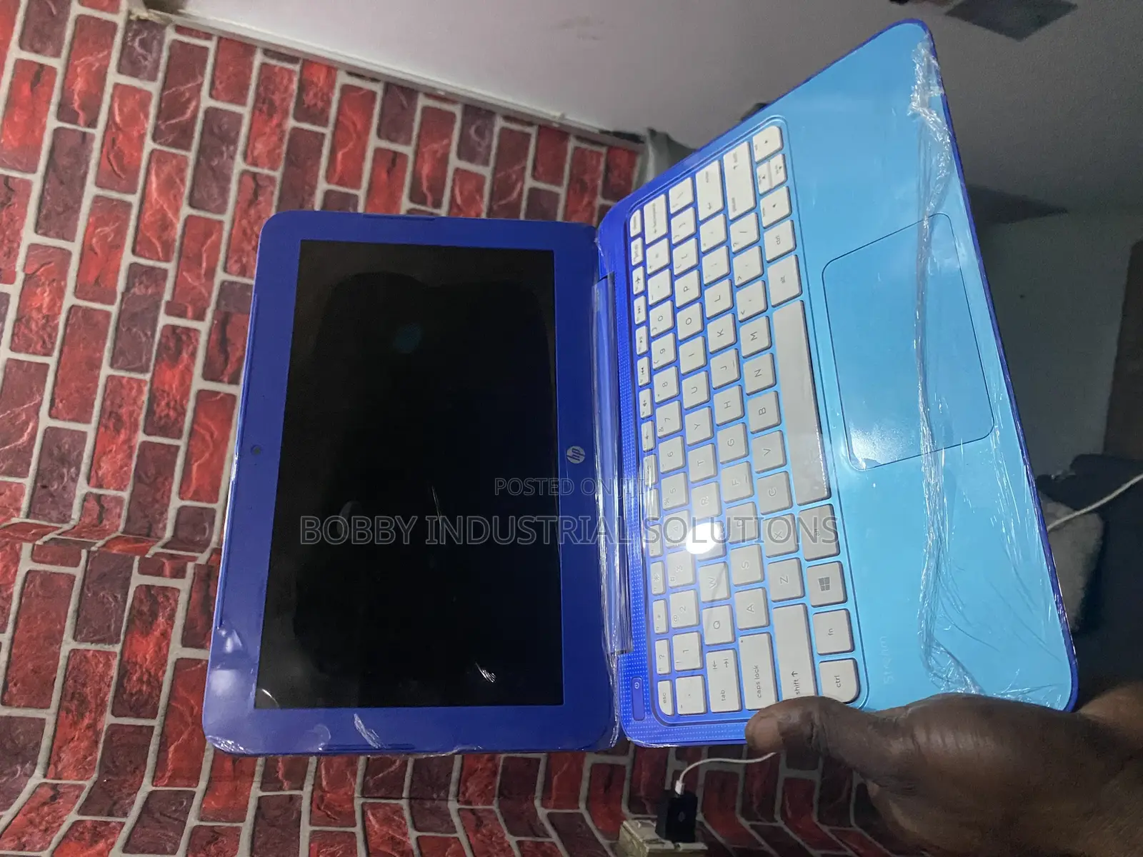Laptop HP 2GB HDD 32GB