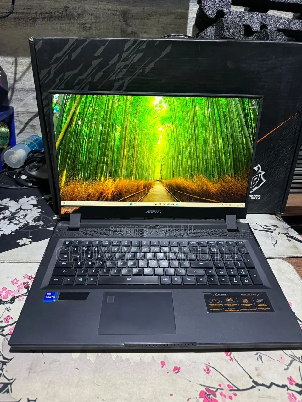 Laptop Gigabyte AORUS 17G 32GB Intel Core 7 SSD 512GB