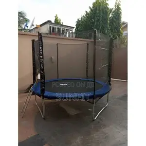 American Fitness 10ft Trampoline With Safety Enclosure