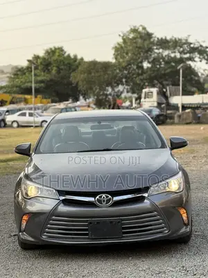 Toyota Camry LE 4dr Sedan (2.5L 4cyl 6A) 2016 Gray