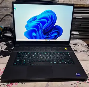 Laptop Dell Alienware M16 R1 32GB Intel Core i9 SSD 2T