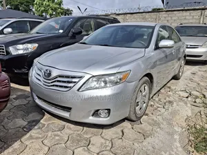 Toyota Camry SE 4dr Sedan (2.4L 4cyl 5A) 2009 Silver