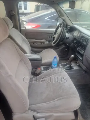 Toyota Tacoma 2004 Silver