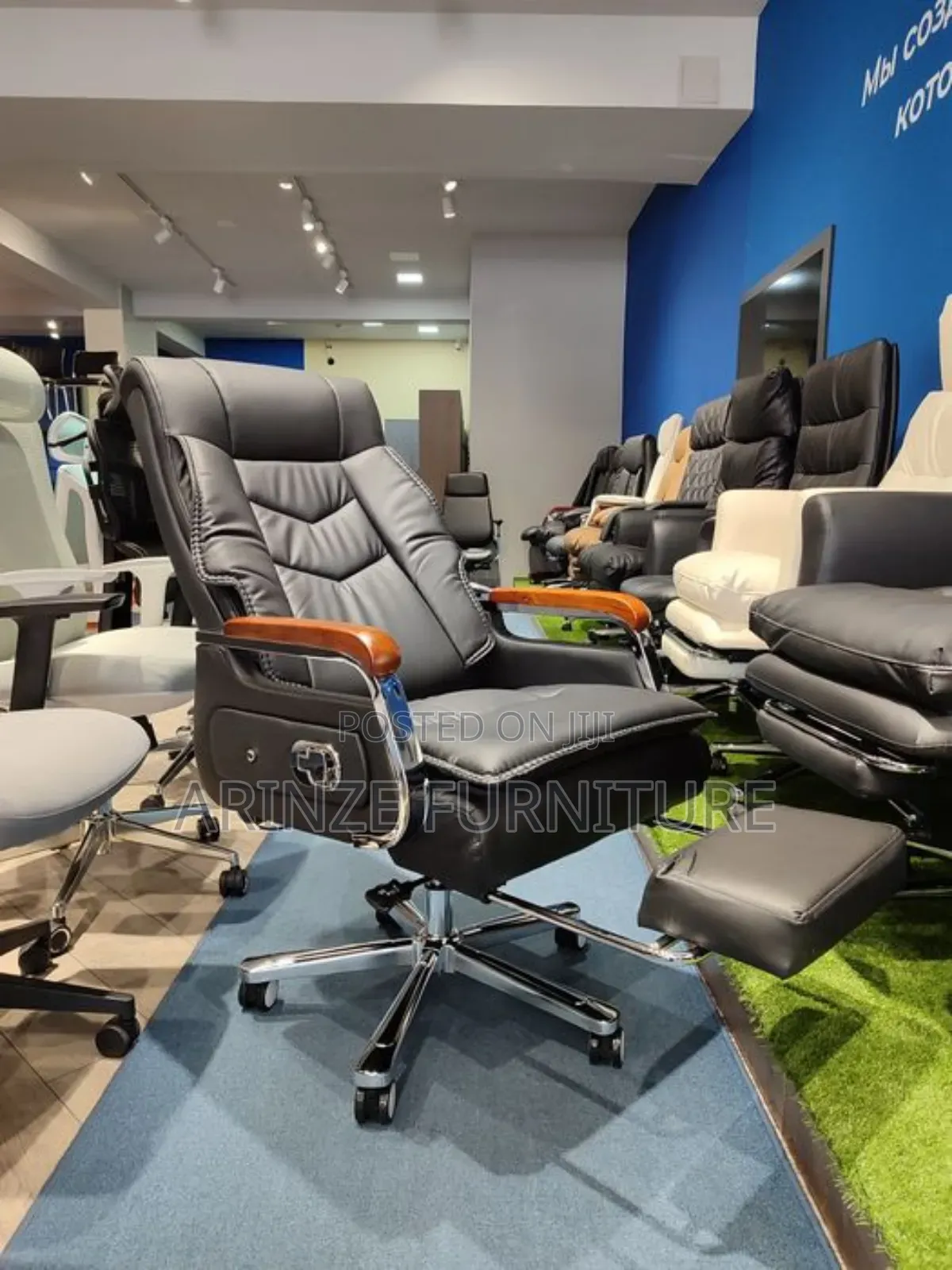 Executive Message Chair With Legrest