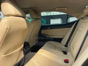 Lexus IS 2015 Blue