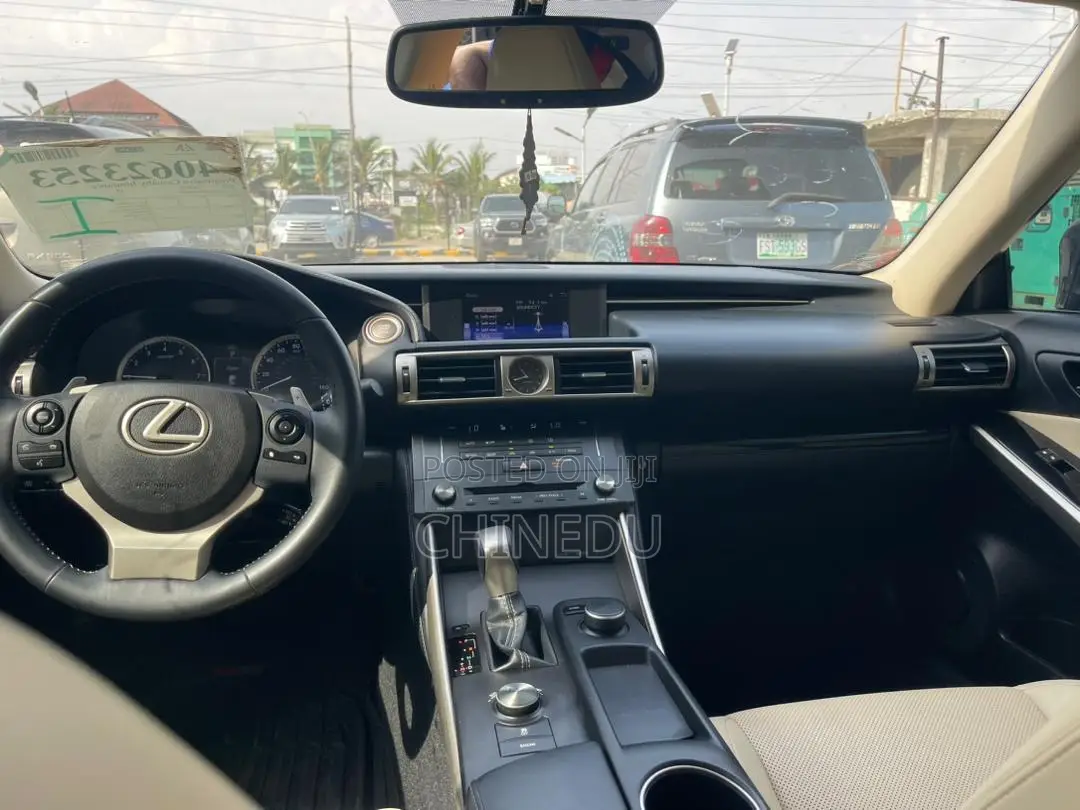 Lexus IS 2015 Blue