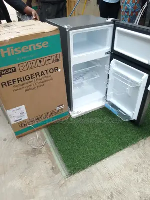 Hisense 87l Compact Freezer–Fridge Combo