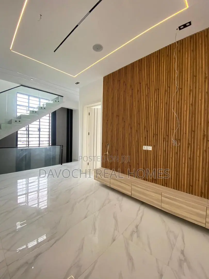 4bdrm Duplex in Ikate for rent