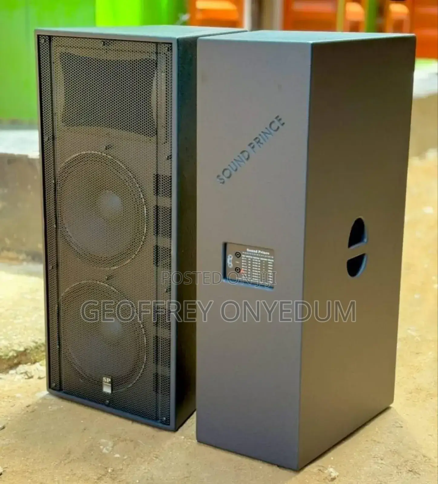 Double 15" Speakers
