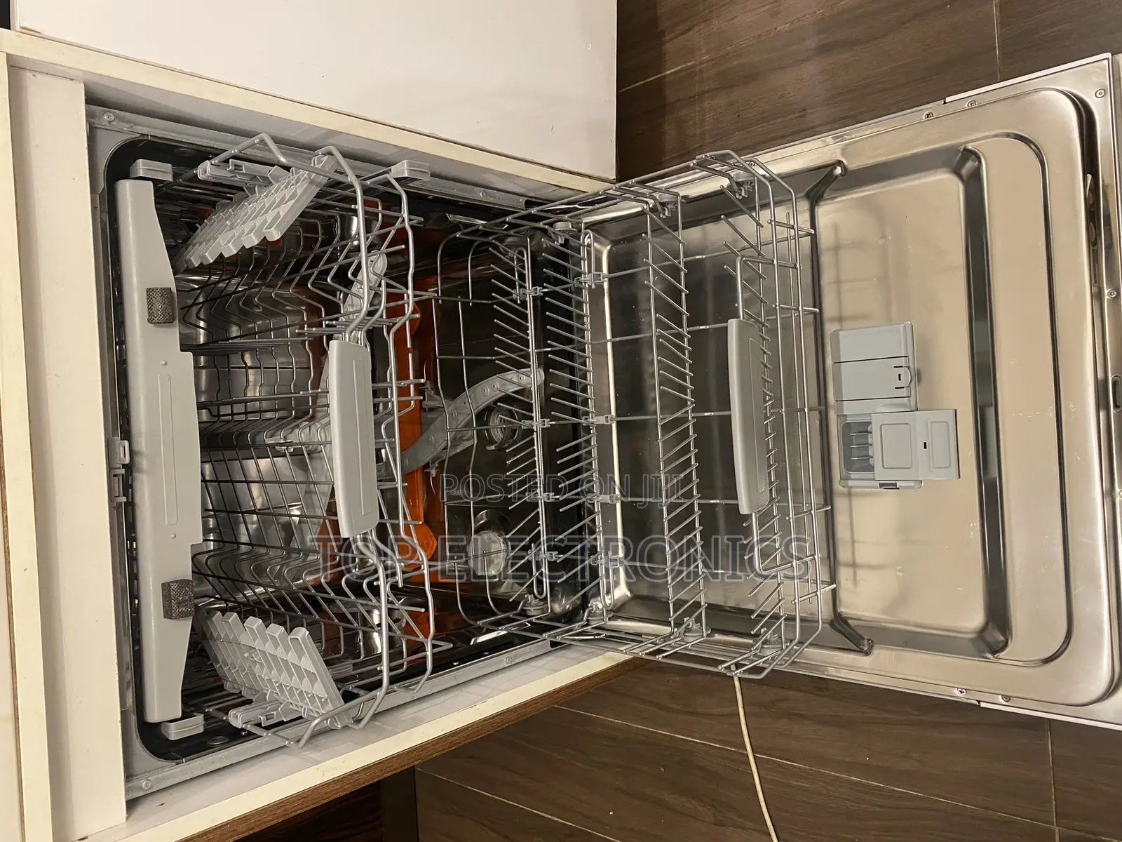Ariston Dishwasher