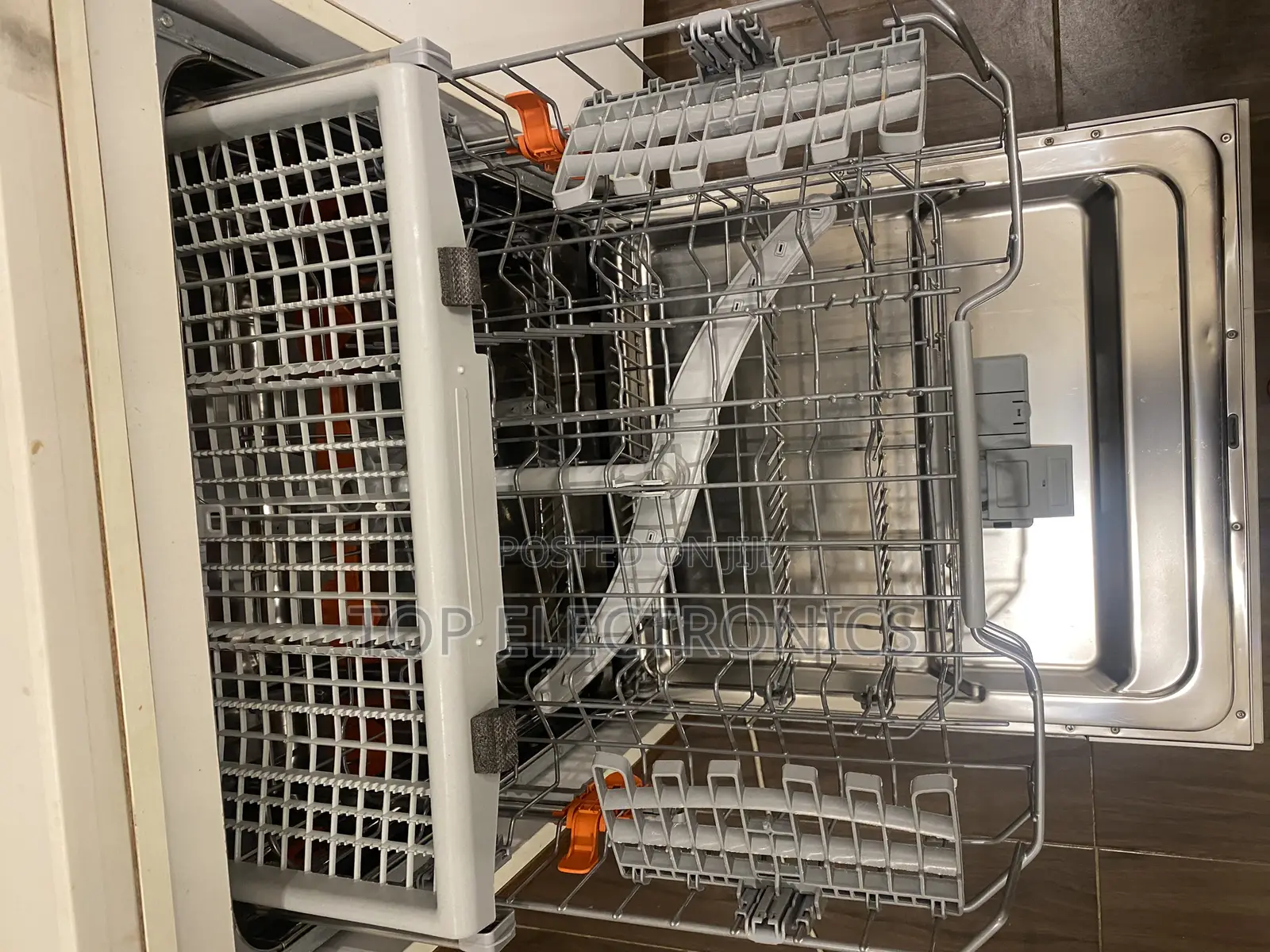 Ariston Dishwasher
