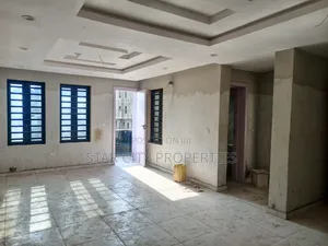 3bdrm Apartment in Opebi for sale