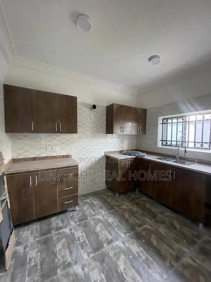 3bdrm Duplex in Ikate for rent