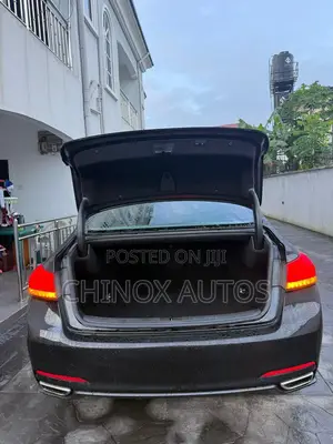 Genesis G80 2016 Black