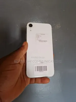 Apple iPhone XR 128 GB White