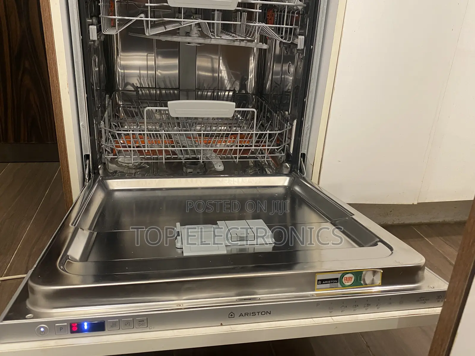 Ariston Dishwasher