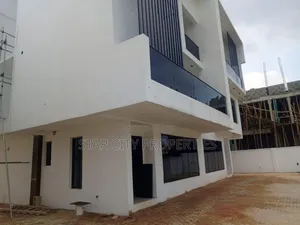 4bdrm Duplex in Adeniyi Jones for rent