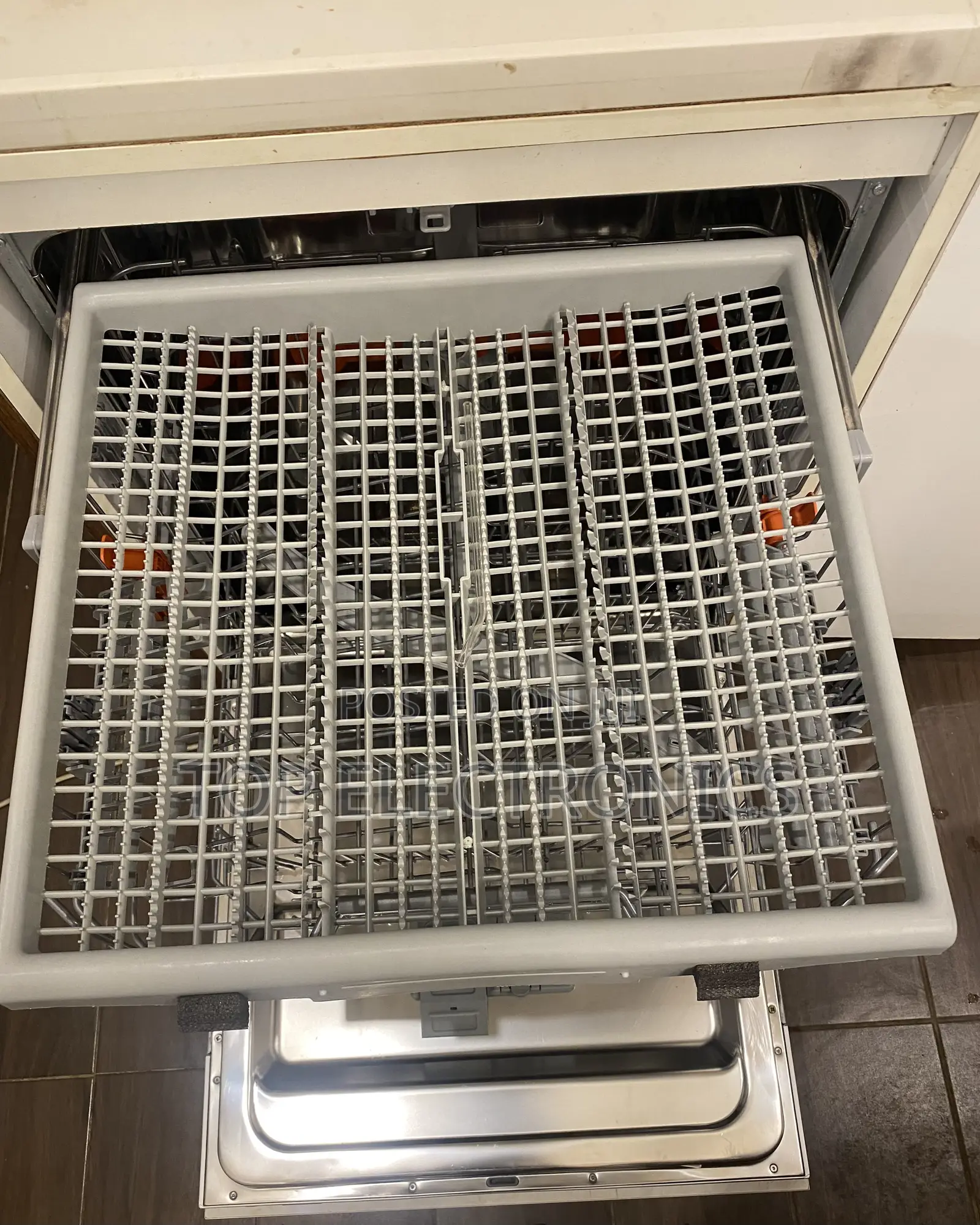 Ariston Dishwasher