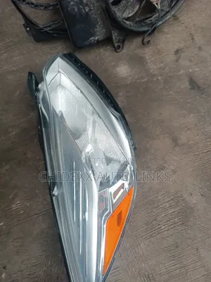 Head Light Land Ford Escape 2013