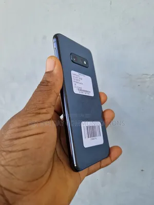 Samsung Galaxy S10e 128 GB Blue