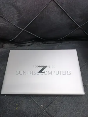 Laptop HP ZBook Firefly G8 16GB Intel Core i7 SSD 256GB