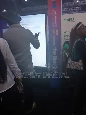 55 Inches Interactive Screen
